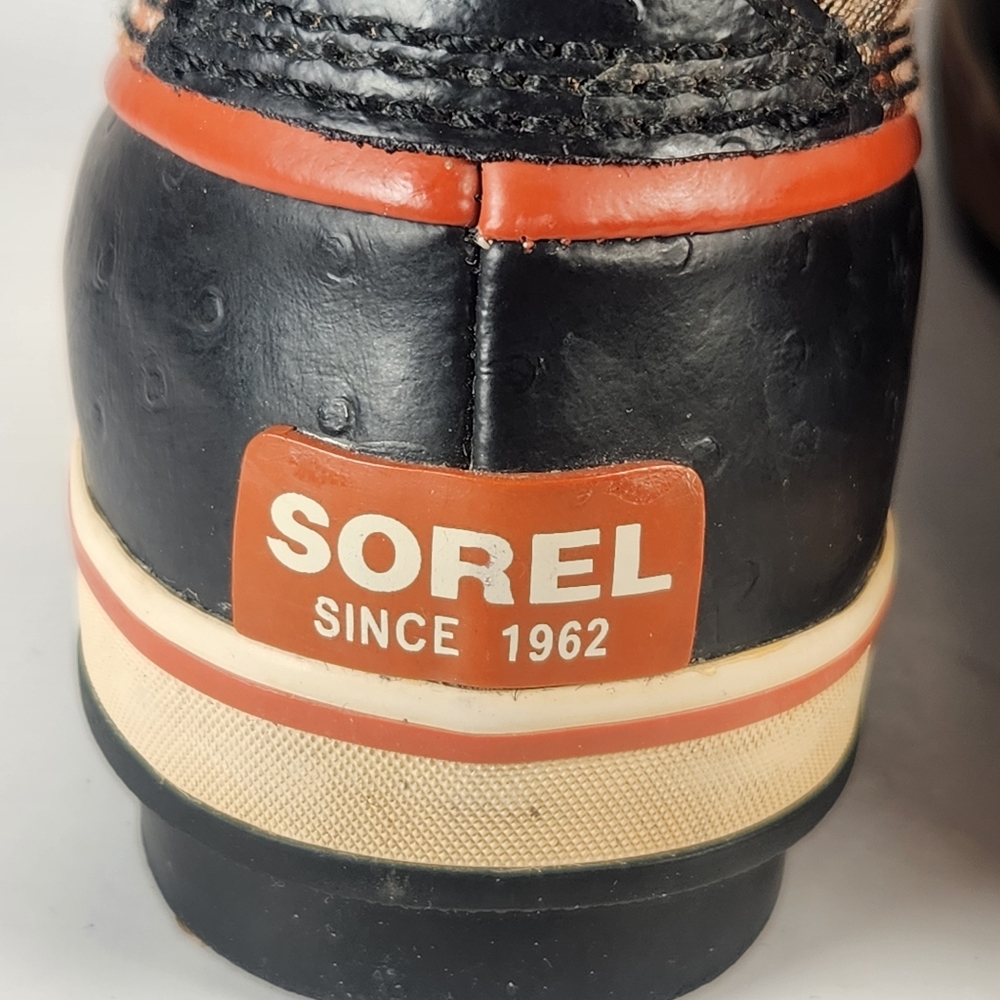 SOREL Tivoli Kids Boot Size 3 Plaid Red Black Leather Snow Outdoor Rubber Sole - Picture 10 of 12